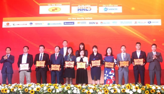 Lễ công bố Bảng xếp hạng VNR500 - Top 500 doanh nghiệp lớn nhất Việt Nam năm 2019. Ảnh: Vietnamnet.vn