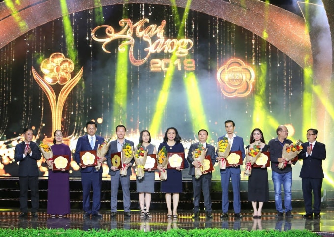 Các đơn vị, cá nhân nhận Kỷ niệm chương của Giải Mai Vàng.