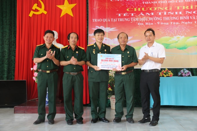 Trao tặng Quà Tết tại TT Điều dưỡng Thương bệnh binh và Người có công Long Đất (BRVT).