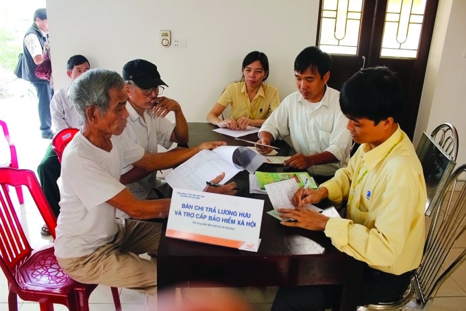 Trong một năm qua, BHXH Việt Nam đã triển khai đồng bộ nhiều biện pháp nhằm đưa Nghị quyết số 28-NQ/TW từng bước đi vào cuộc sống.
