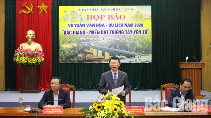 Phó Chủ tịch UBND tỉnh Lê Ánh Dương phát biểu tại buổi họp báo. Ảnh: Báo Bắc Giang.
