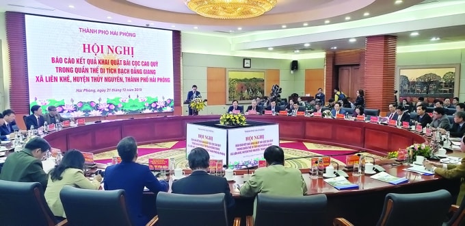 Quang cảnh Hội nghị “Báo cáo kết quả khai quật di tích bãi cọc Cao Quỳ, xã Liên Khê, huyện Thủy Nguyên” đã diễn ra tại Hải Phòng.