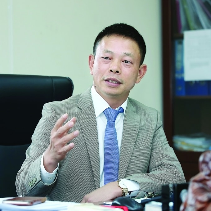 Nhà báo Phùng Công Sưởng