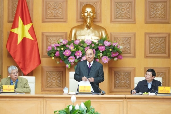 Thủ tướng Nguyễn Xuân Phúc mong muốn Tổ tư vấn kinh tế nâng cao chất lượng ý kiến tư vấn, bảo đảm tính thực tiễn, thiết thực, khách quan, độc lập, thẳng thắn. Ảnh: VGP