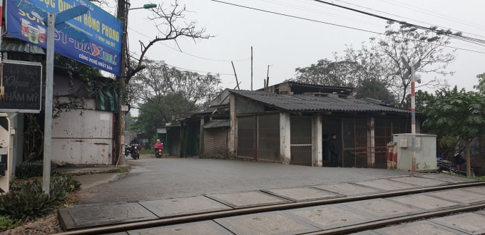 Đoạn đường ngang nơi xảy ra tai nạn (xã Phúc Tiến, Phú Xuyên, Hà Nội) Ảnh: Đức Toàn