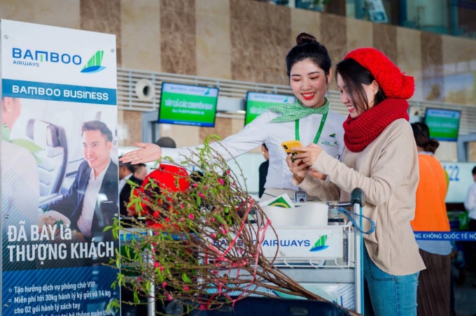 Dịch vụ vận chuyển mai đào dưới dạng hành lý ký gửi được Bamboo Airways triển khai từ trước thềm Tết Nguyên Đán 2002.