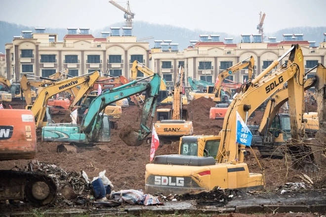 Trung tâm cách ly đang được xây dựng ở quận Thái Điện ở phía tây Vũ Hán. Ảnh: Tân Hoa xã.