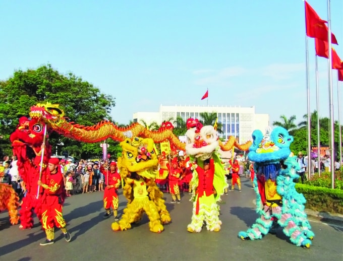 Múa Lân ngày Tết.
