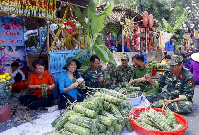 Tình quân dân ngày tết