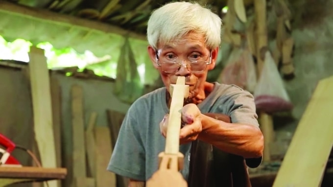 Nghệ nhân Đào Văn Soạn. Ảnh: T.L
