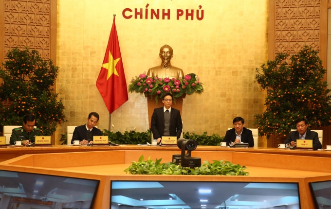 Tại hội nghị, Phó Thủ tướng yêu cầu bên cạnh việc tập trung phòng chống dịch nCoV nhưng chúng ta cũng không quên nhiệm vụ phòng chống các dịch bệnh khác. Ảnh: Trần Mạnh