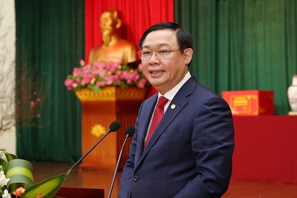 Phó Thủ tướng Chính phủ Vương Đình Huệ yêu cầu thực hiện đồng bộ các giải pháp để kiểm soát lạm phát cả năm 2020 dưới 4% theo Nghị quyết của Quốc hội.