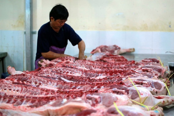 Kiên quyết thực hiện đồng bộ các giải pháp để đưa mặt bằng giá thịt lợn xuống mức hợp lý và dần xuống mức bình thường như trước khi có dịch.