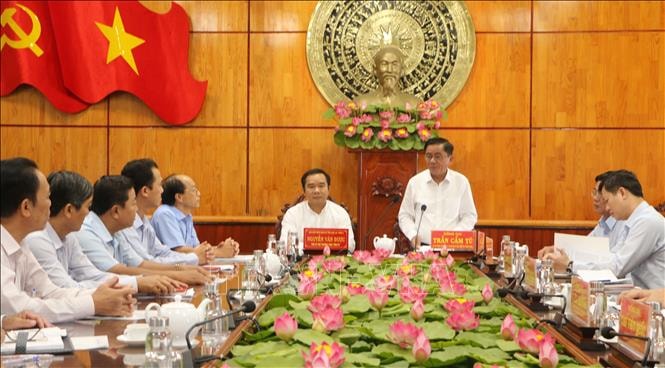Chủ nhiệm Ủy ban Kiểm tra Trung ương Trần Cẩm Tú phát biểu tại buổi làm việc. Ảnh: TTXVN.