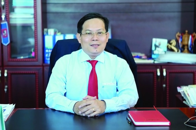 Tiến sĩ, Nhà báo Tô Đình Tuân - Tổng Biên tập báo Người Lao Động.