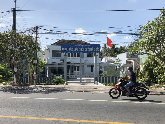 Trung tâm phát triển quỹ nhà và đất tỉnh Bạc Liêu, nơi ông Phục công tác.