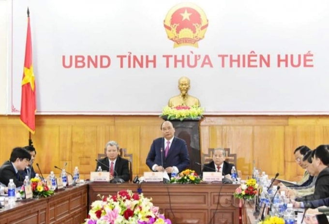 Thủ tướng làm việc việc lãnh đạo chủ chốt của tỉnh Thừa Thiên Huế .