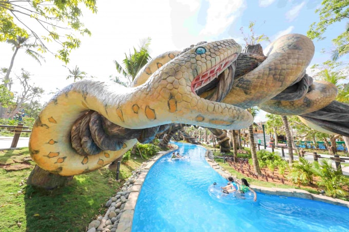 Phú Quốc - Công viên nước Aquatopia Water Park.