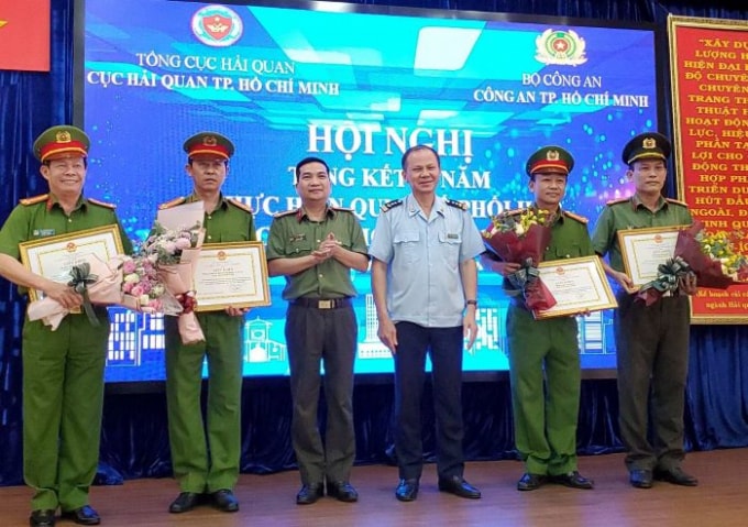 Nhiều chiến sĩ công an hoàn thành xuất sắc nhiệm vụ đã được ghi nhận, tôn vinh tại hội nghị