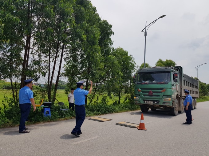 Xe quá tải có dấu hiệu bùng phát ngay từ những tháng đầu năm 2020. Ảnh: TL