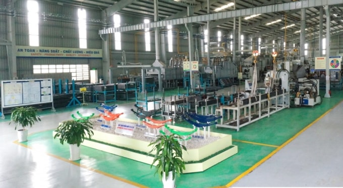 Dây chuyền sản xuất hiện đại của nhà máy nhíp tại KCN THACO Chu Lai tỉnh Quảng Nam.
