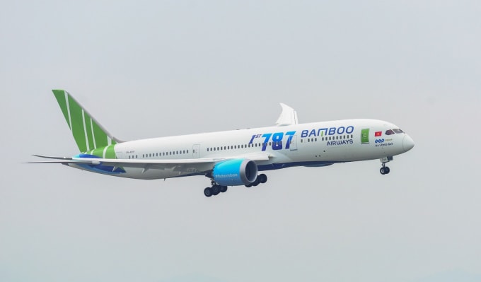 3AEF2B29-7DD4-4C70-BEAF-A54D4A780E1F