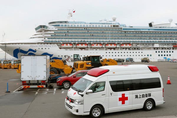 Tàu Diamond Princess tại cảng Yokohama, Nhật Bản hôm 14-2. Hiện có hơn 285 ca nhiễm Covid -19 trên du thuyền này. Ảnh: Kenzaburo Fukuhara/Kyodo News/AP