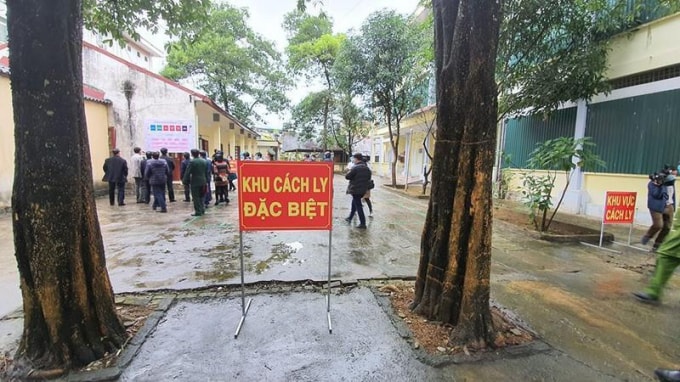 Chấn chỉnh công tác quản lý người bệnh nghi ngờ và người nhiễm Covid-19 tại các cơ sở khám, chữa bệnh.