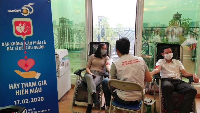 Hiến máu tình nguyện - hoạt ðộng thýờng niên của Tập đoàn Bảo Việt, chung tay cùng cộng đồng trong thời điểm dịch bệnh do virus Covid-19.