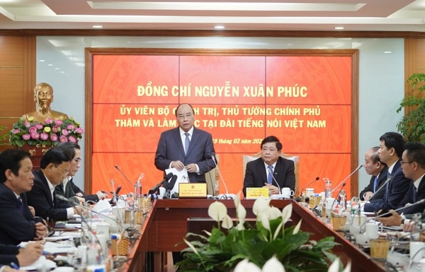 Thủ tướng Nguyễn Xuân Phúc phát biểu tại cuộc làm việc. Ảnh: VGP