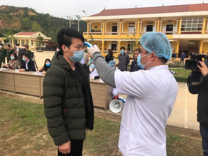 UBND tỉnh Cao Bằng đề nghị các cấp, ngành, đoàn thể tiếp tục quán triệt tinh thần chỉ đạo của Trung ương, của Thủ tướng Chính phủ “Chống dịch như chống giặc”. (ảnh st)