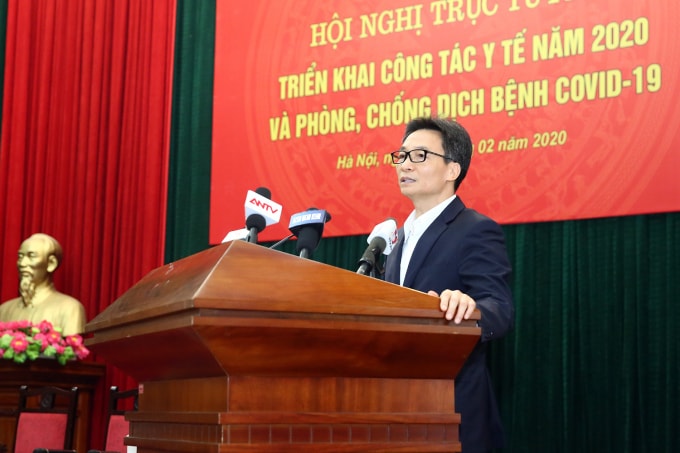 Phó Thủ tướng Vũ Đức Đam phát biểu chỉ đạo tại hội nghị trực tuyến triển khai thực hiện kế hoạch công tác năm 2020 và phòng, chống dịch COVID-19. Ảnh: VGP