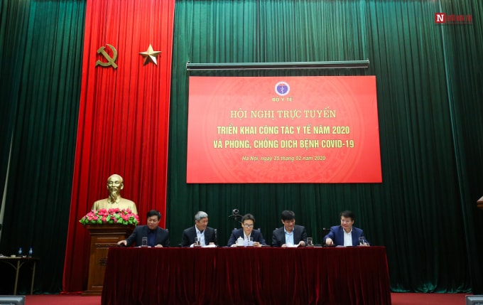 Các đại biểu chủ trì Hội nghị. Ảnh:VGP