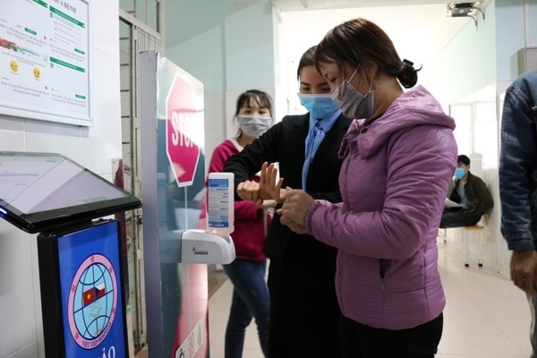 Bệnh viện Hữu nghị Việt Tiệp đón tiếp, cách ly y tế cho người đi từ vùng dịch COVID-19 về Hải Phòng. Ảnh: NĐT