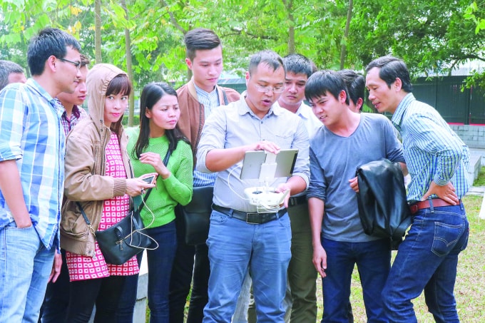Vận dụng những kiến thức, kỹ năng vào tác nghiệp từ những buổi tập huấn nghiệp vụ là vô cùng quan trọng.