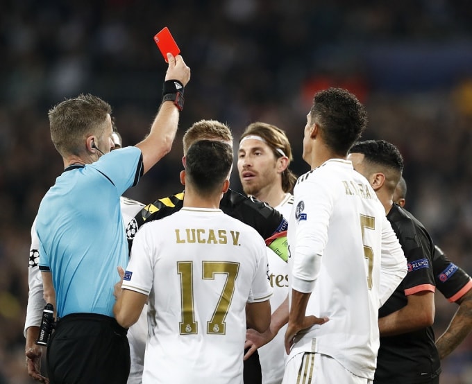 Ramos sẽ vắng mặt ở trận lượt về. Ảnh: Getty