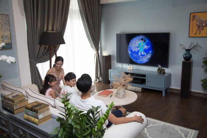 Cả nhà cùng trải nghiệp sản phẩm của VNPT.