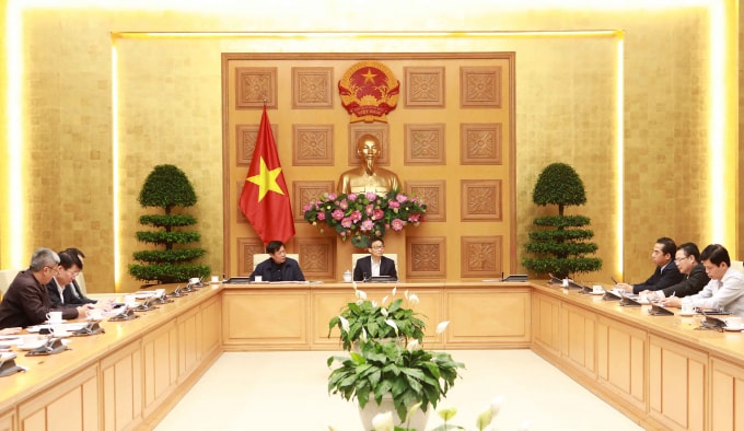 Phó Thủ tướng Vũ Đức Đam chủ trì cuộc họp Ban Chỉ đạo phòng chống dịch COVID-19. Ảnh: VGP