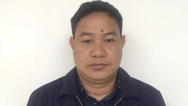 Đối tượng Trần Văn Khang bị Công an huyện Sóc Sơn tạm giữ hình sự do liên quan đến vụ đốt pháo tại đám cưới ở xã Phù Lỗ.