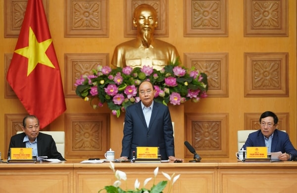 Thủ tướng Chính phủ Nguyễn Xuân Phúc phát biểu tại cuộc họp Thường trực Chính phủ về phòng chống dịch COVID-19 ngày 5/3/2020. Ảnh: VGP