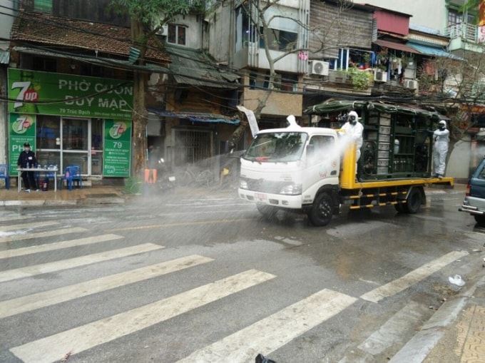 Hiện tại, nhà bệnh nhân, khu vực nhà bệnh nhân đã được phun khử khuẩn (Ảnh TL)