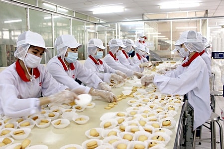 Cả nước có 7 mặt hàng xuất khẩu đạt trị giá trên 1 tỷ USD, trong đó đều là các mặt hàng thuộc nhóm hàng công nghiệp chế biến. Ảnh: TL