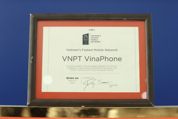 Chứng nhận VinaPhone là nhà mạng 3G 4G nhanh nhất Việt Nam.