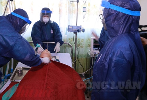 Nữ bệnh nhân người Anh đã cách ly, điều trị tại Bệnh viện TW Huế, cơ sở 2.