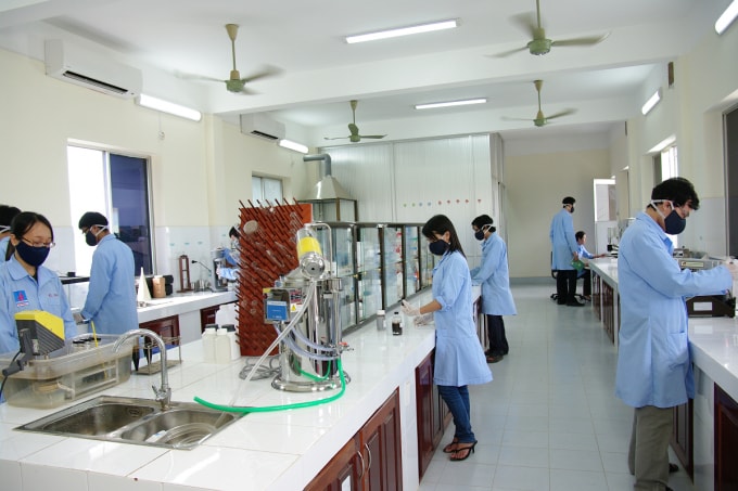 Hoạt động nghiên cứu, phát triển sản phẩm tại phòng thí nghiệm của DMC-WS