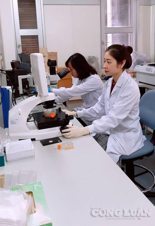 Nghiên cứu khoa học tại Viện vệ sinh dịch tễ Trung ương (Ảnh: PH)