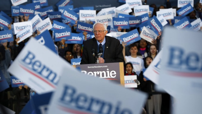 Ứng viên đẩng Dân chủ Bernie Sanders. Ảnh: Reuters