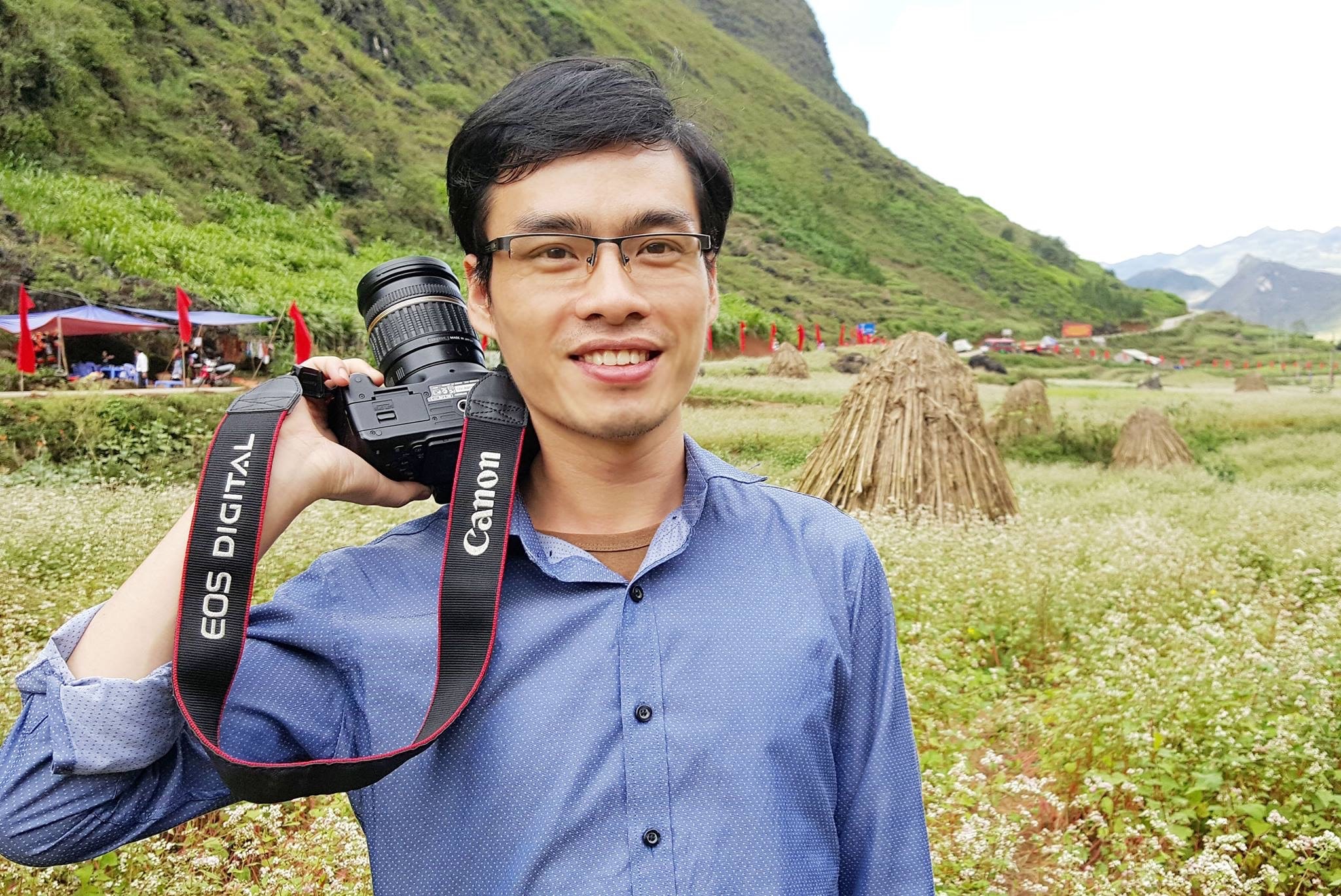 Nhà báo Hồ Viết Thịnh.