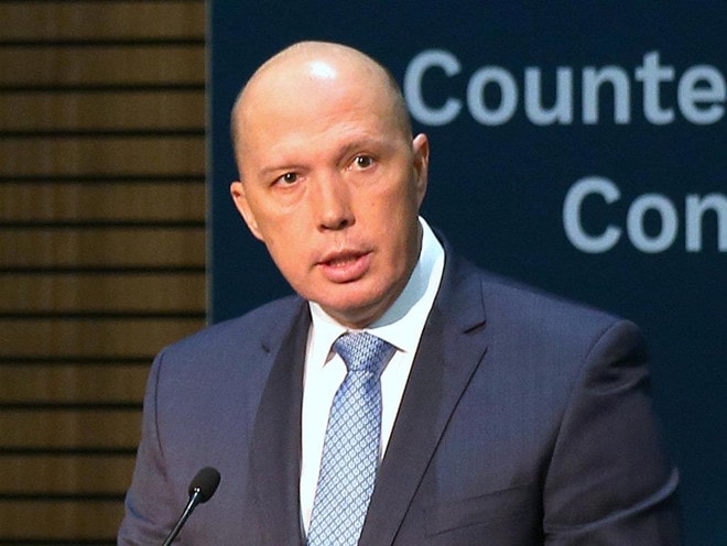 Bộ trưởng Nội vụ Úc Peter Dutton. Ảnh: Reuters