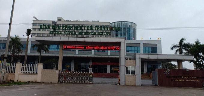Bệnh viện Bệnh nhiệt đới Trung ương ơi đang điều trị cho BN55 và BN 56. Ảnh TL.
